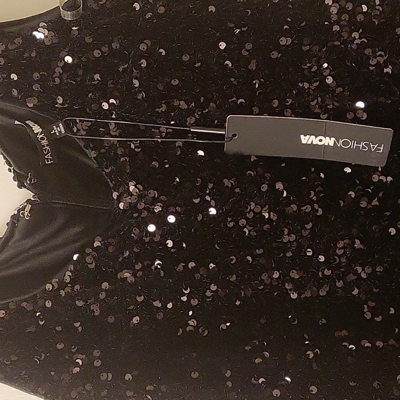 Fashion Nova Midi sequin Dress with Feather Trim Size L - Picture 5 of 8